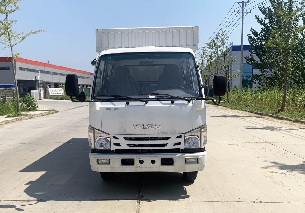 齊東方牌五十鈴雙排座檢修車 齊東方牌五十鈴雙排座檢修車