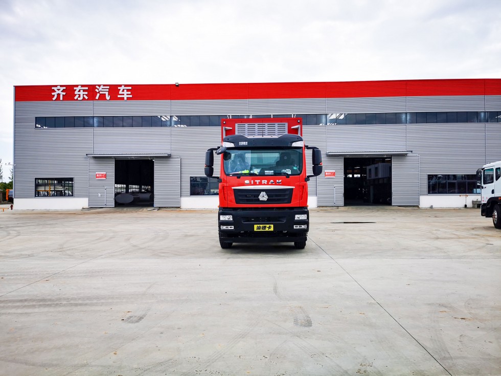 重汽汕德卡宿營(yíng)車-32床 重汽汕德卡宿營(yíng)車-32床